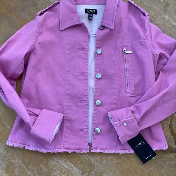 Jones New York Women's sizeXS Pink Lotus Button Denim Jacket with Fringe Epaulet - Picture 3 of 14